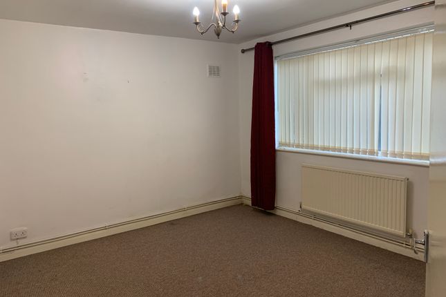 230  , 230 Urban Road,, DONCASTER, SOUTH YORKSHIRE photo 4