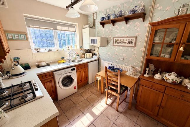 35, Pritchard Avenue, Wolverhampton photo 3