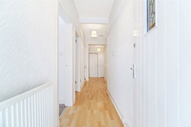 54, Richmond Drive, Glasgow photo 2
