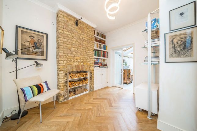 51, Biscay Road, London photo 3