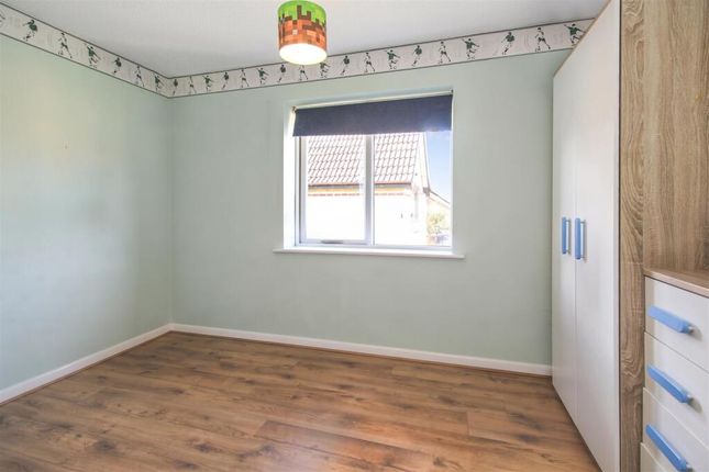 29, Balmoral Close, WELLINGBOROUGH photo 5