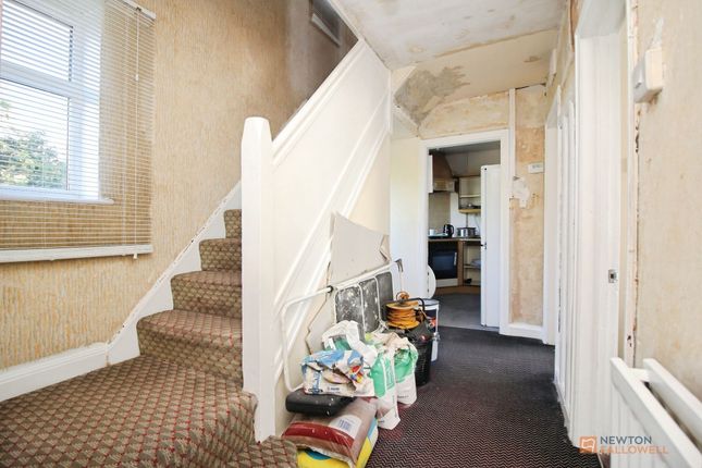 53 Ellesmere Road, Leicester photo 3