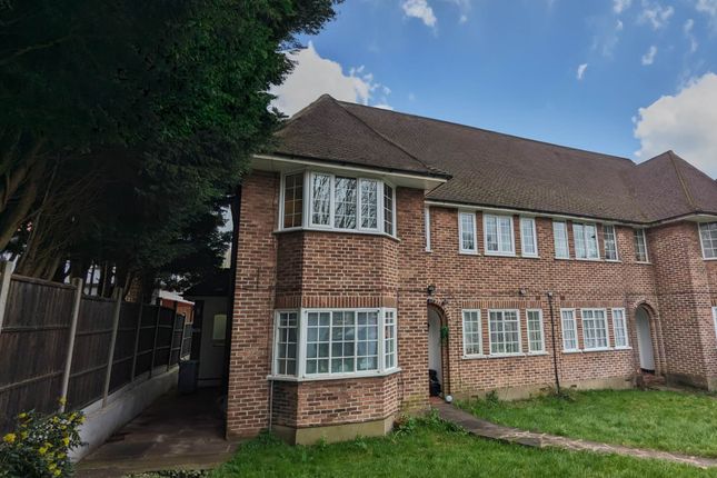 Maisonette for sale in Springfield Close, Stanmore
