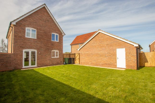 6, Snowdrop Way, Hunstanton photo 2
