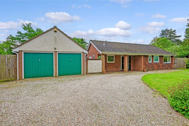 23, Beacon Hill, Witham photo 2