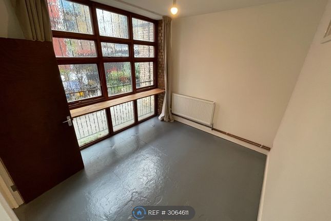 Gd, Enterprise House Tudor Grove, London photo 4