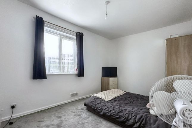 26 Morden Walk, Bristol photo 2