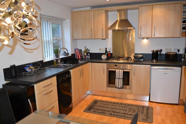 Thumbnail Town house to rent in Malt Kiln Way, Sandbach