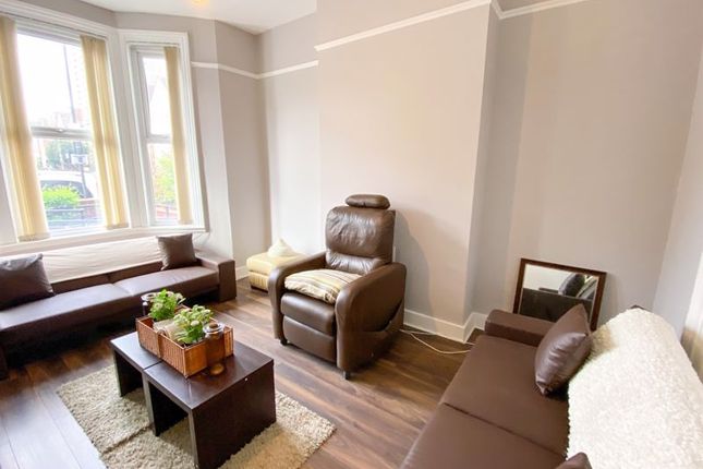 Thumbnail Terraced house for sale in Wakefield Road, London