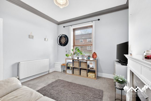 2 get agent, Redvers Road, Darwen photo 4