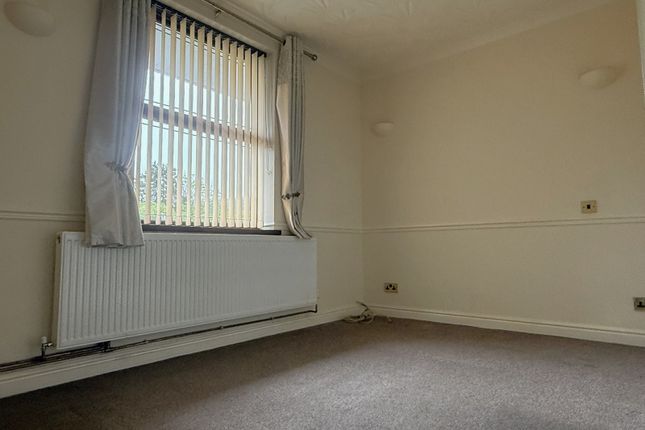 4, Maesyfron, Abercrave photo 3