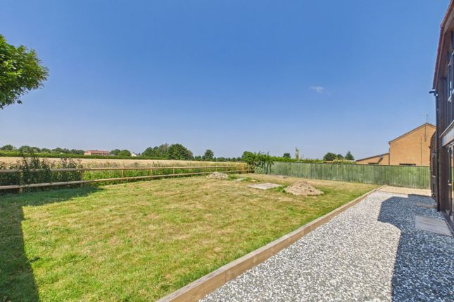 Apple Barn, Outwell Road, Wisbech photo 3