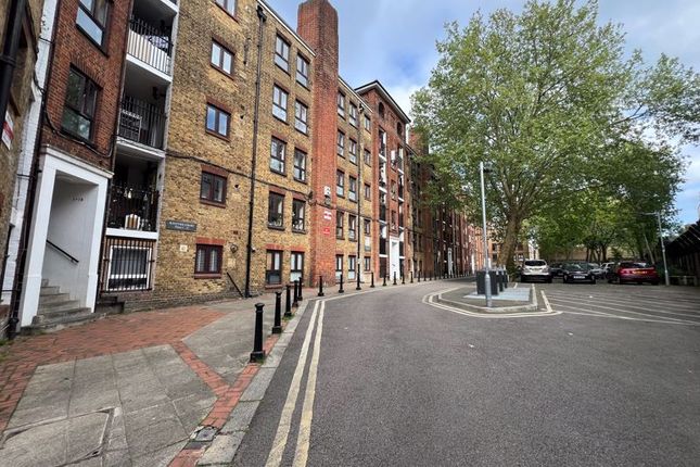 Thumbnail Flat for sale in New Park Road, London