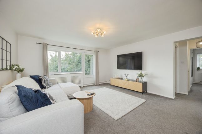 26 Southborough Court,, Park Road, Tunbridge Wells photo 2