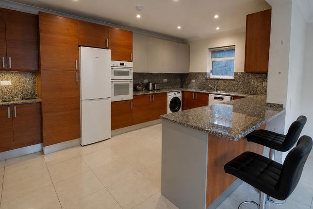 32, Allington Road, London photo 3