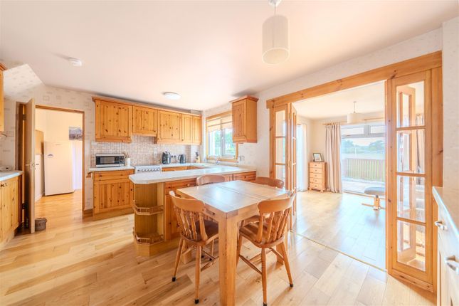 28, Broomlea, Kelso photo 3