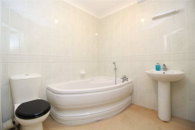 Flat for sale in Park Gate, Whitefield Road, New Milton, Hampshire