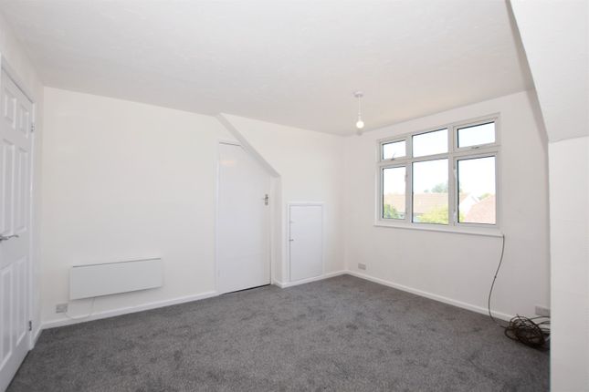 Flat 211, 211 Pagham Road, Pagham photo 5