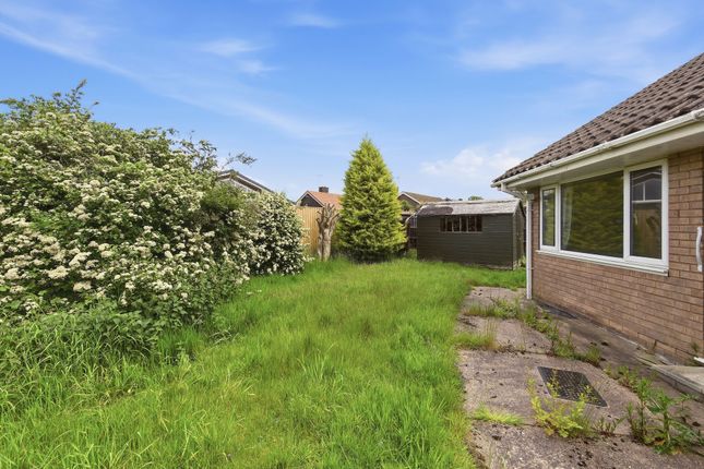 8 Pine Tree Close, Worksop photo 3