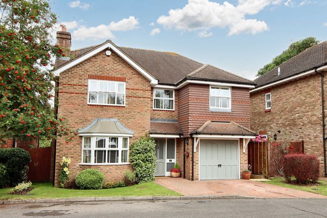 Thumbnail Detached house for sale in Wilcot Close, Watford