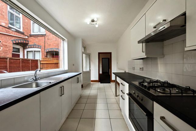 96, Arbury Road, Nuneaton photo 4