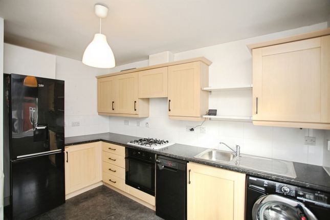 34, Stowe Drive, Rugby photo 2