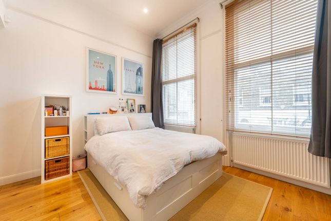 Flat for sale in Palace Court, Bayswater, London W2