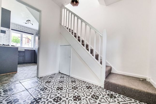 48 Carr Avenue, Manchester photo 3