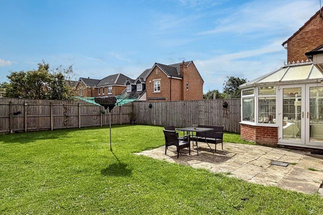 64, Cedar Drive, Jarrow photo 3