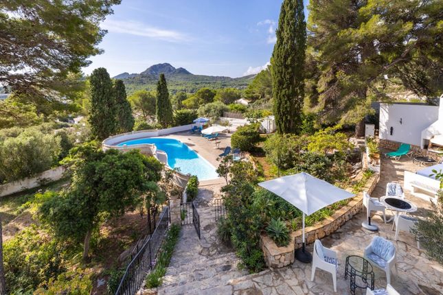 Villa for sale in Spain, Mallorca, Capdepera, Font De Sa Cala