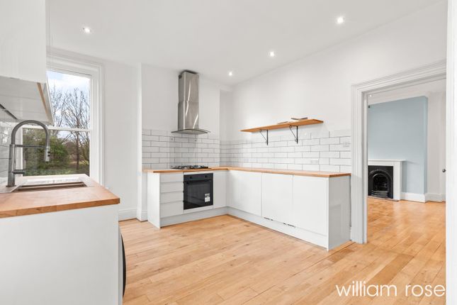 Flat 3, 29, Broomhill Road, Woodford Green photo 3