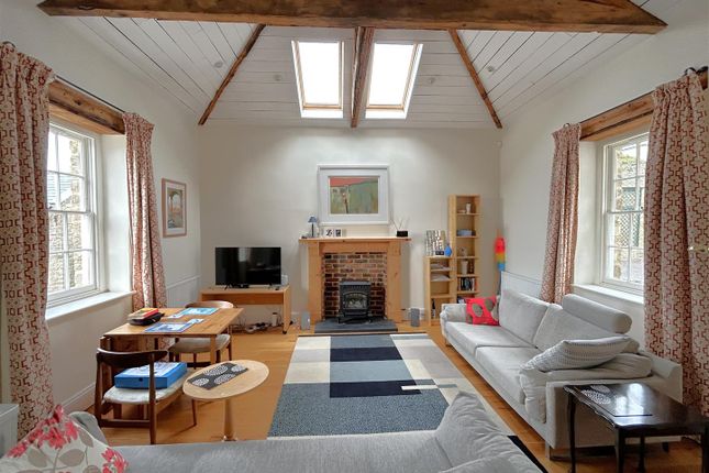 Flat 2 Port Bredy, Barrack Street, Bridport photo 2