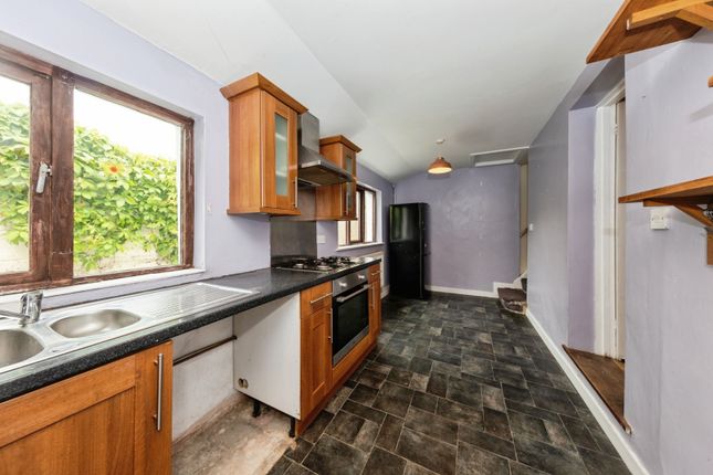 12, Ferry Road, Carmarthenshire photo 4