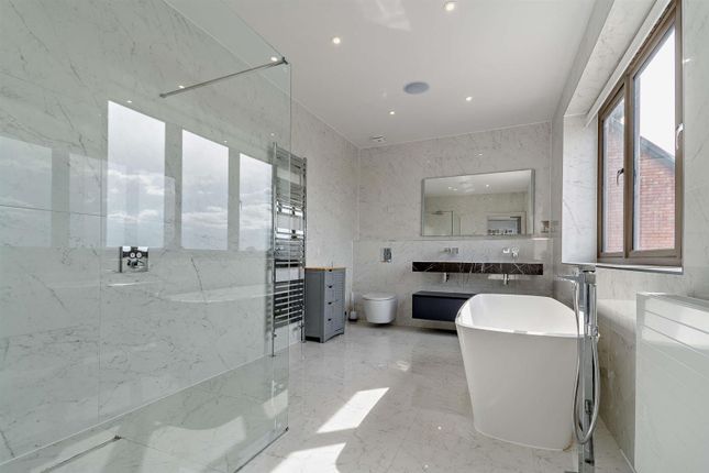 Ensuite.Jpeg