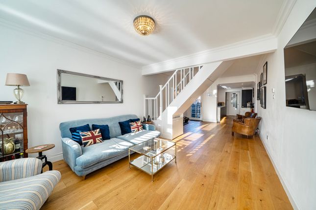 12 Lancaster Road, Uxbridge photo 4