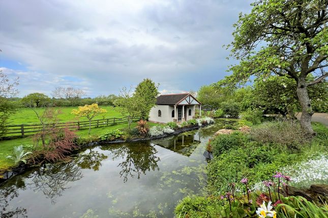 Woodleys Cottage, Bow Brickhill Road, MILTON KEYNES photo 4