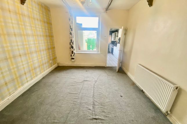 301, Leeds Road, Nelson photo 4