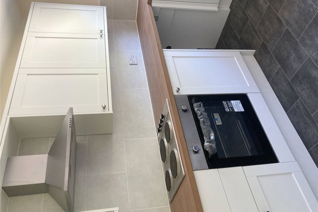 2-bed house on 6, Stokes Cottages, Ilford, £1,675/mo