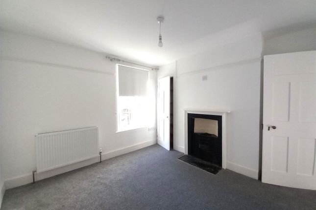 Terraced house to rent in Paragon Street, Ramsgate
