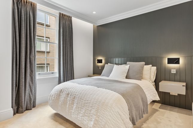 34, Clarges Street, London photo 5
