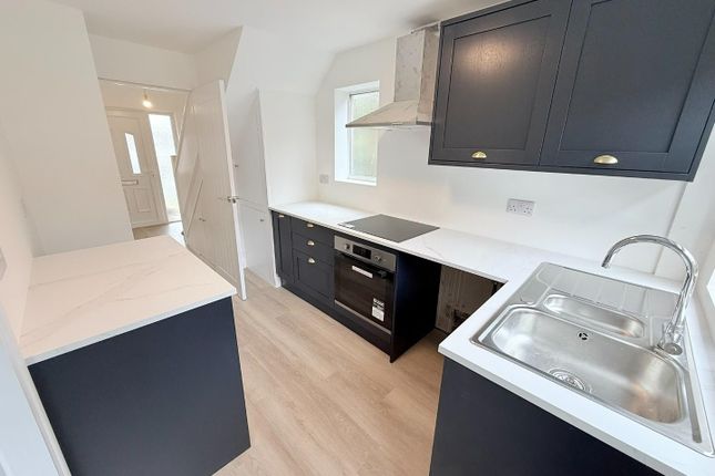 12, Melrose Grove, Horsforth photo 3