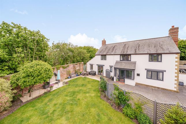 Thumbnail Detached house for sale in Broadway, Ilminster