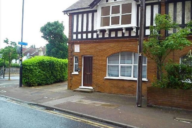 Serviced office to let in Greenford Road, Sutton