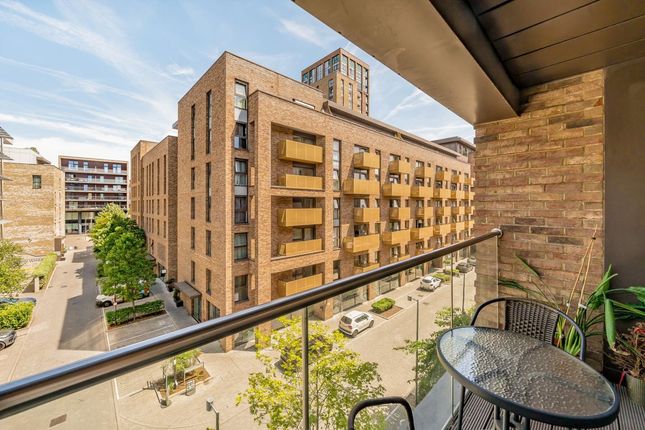 Flat 50, Mandara Place, Yeoman Street, London photo 4