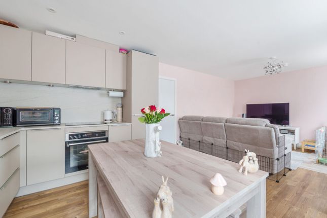 Flat for sale in Henry Shuttlewood Drive, Chelmsford