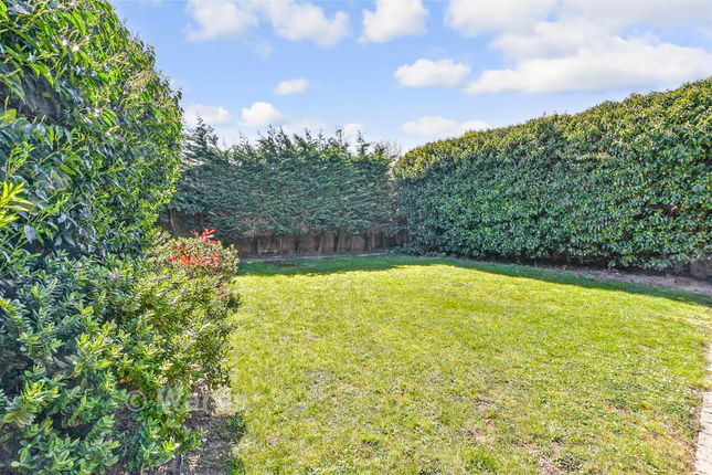 12A, Epple Bay Avenue, Birchington photo 4