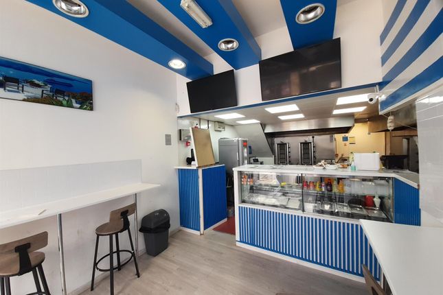 Restaurant/cafe for sale in Hot Food Take Away HD1, West Yorkshire