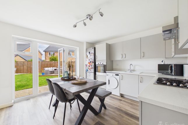 42, Bluebell Road, Ely photo 2