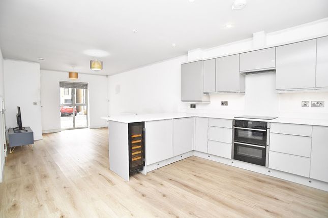 5 Kensington Court, Knaresborough photo 3