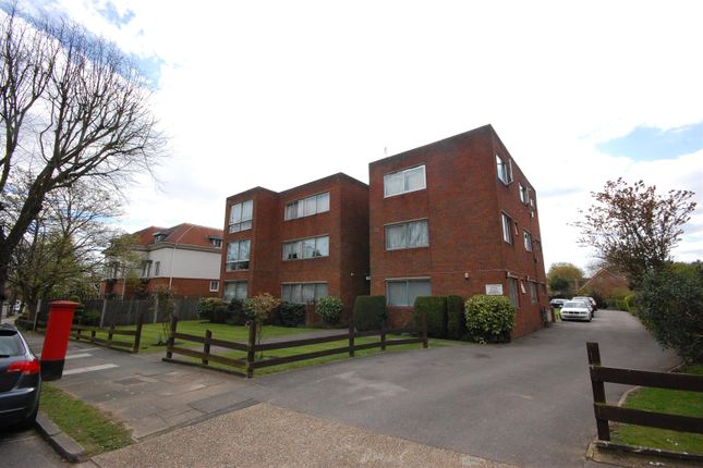 Flat for sale in Crawford Avenue, Wembley